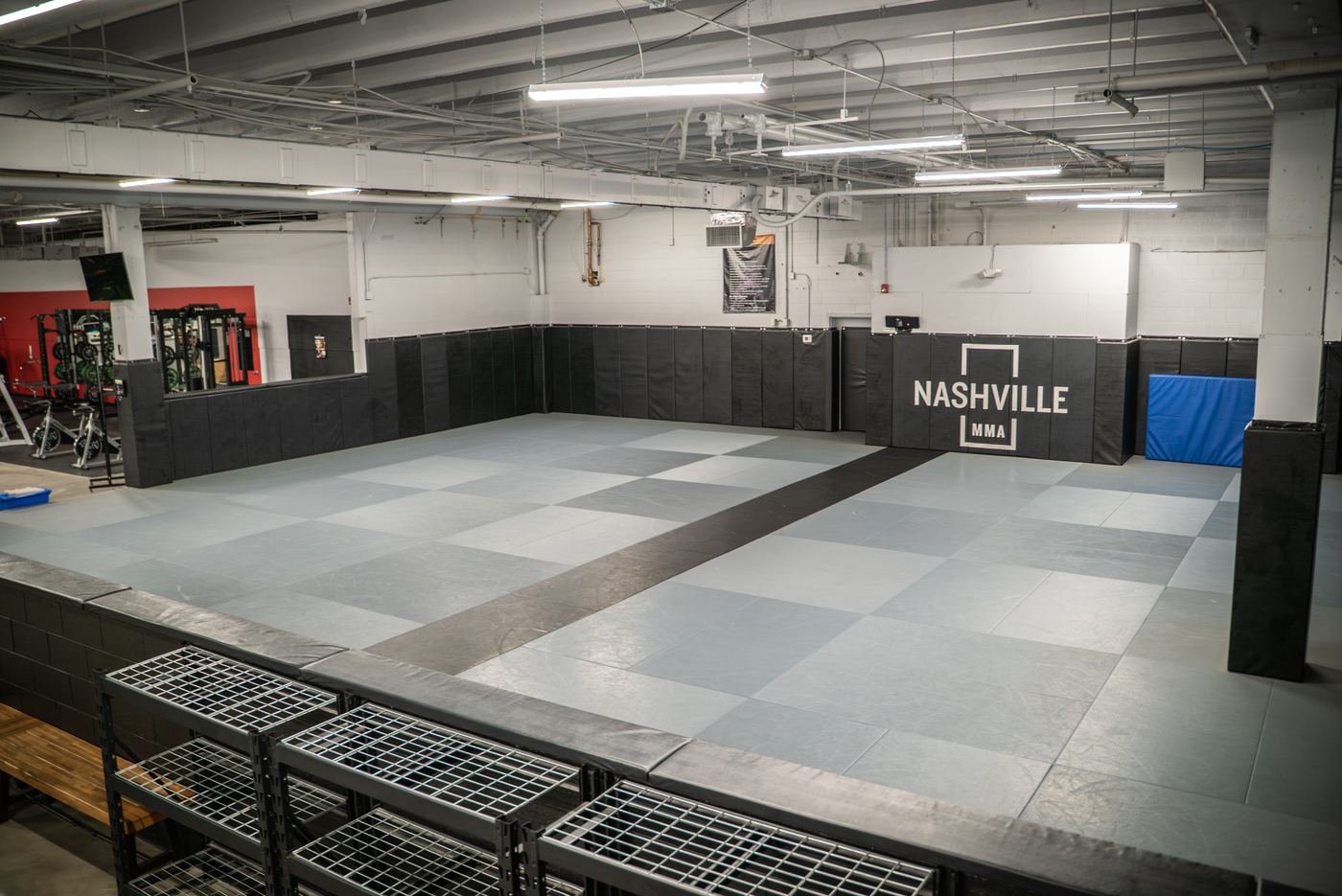 Grappling mat room with the Nashville MMA wall pads